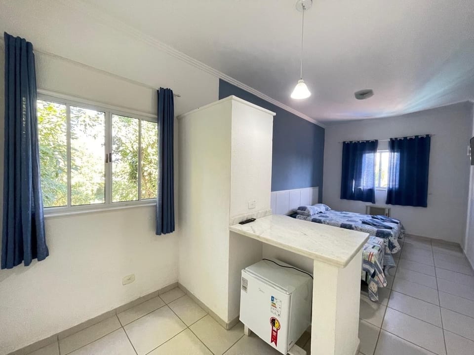 Standard Suite | Laptop workspace, free WiFi