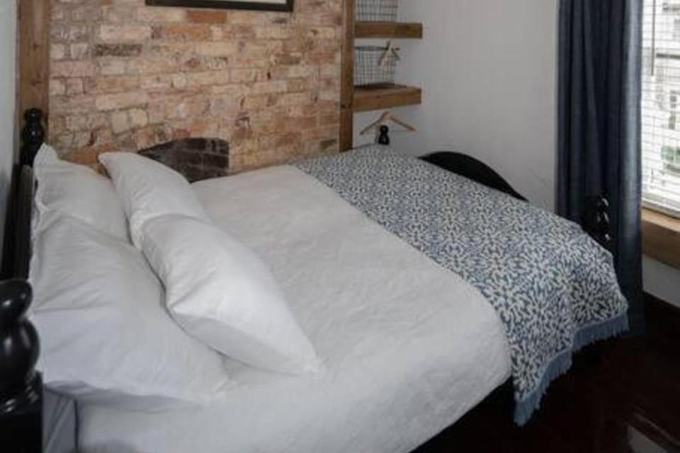 Sleeps 6 - 100mfrombeach - Ocean View Balcony Apartment in County Waterford