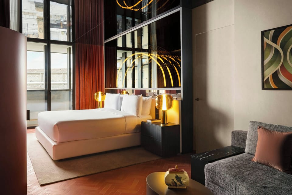 Signature Suite, 1 King Bed, Non Smoking, Terrace | Free WiFi, bed sheets