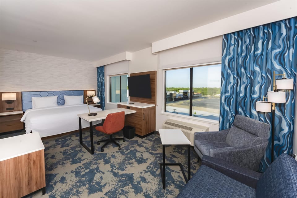 Desk, blackout drapes, iron/ironing board, free WiFi