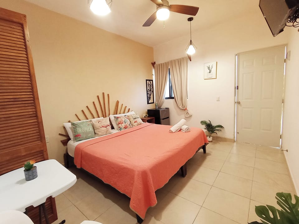 Deluxe Double Room | Hypo-allergenic bedding, desk, laptop workspace, free WiFi