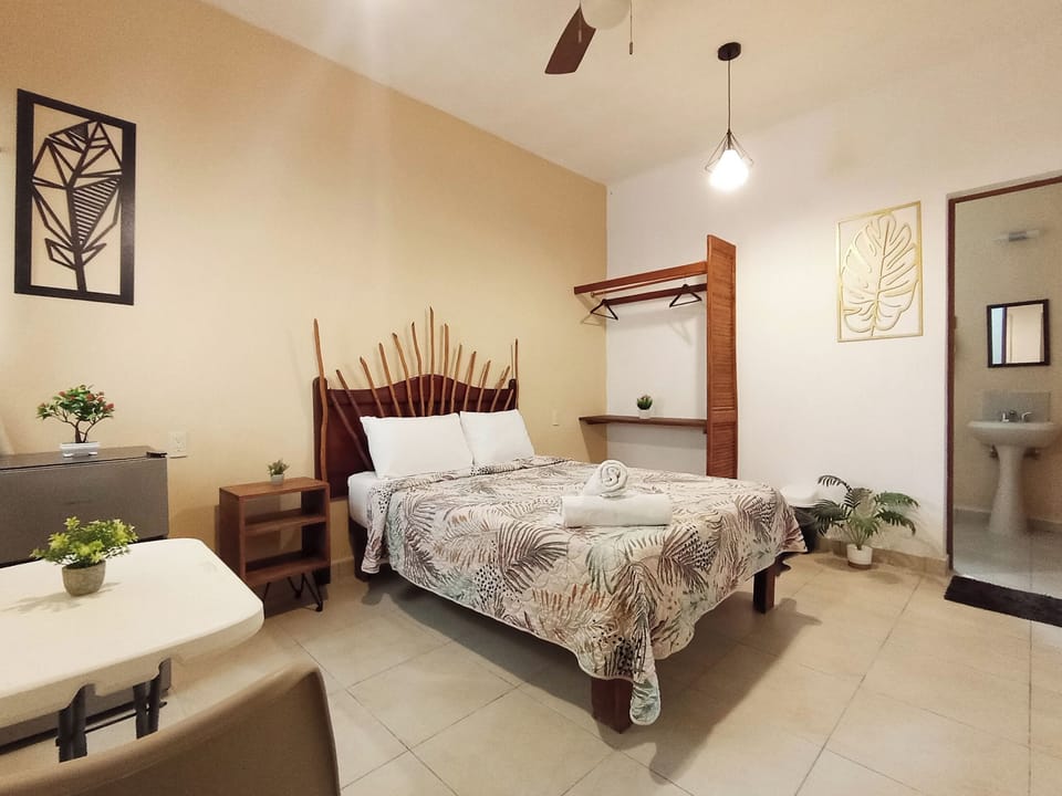 Double Room | Hypo-allergenic bedding available, laptop workspace, WiFi (free)