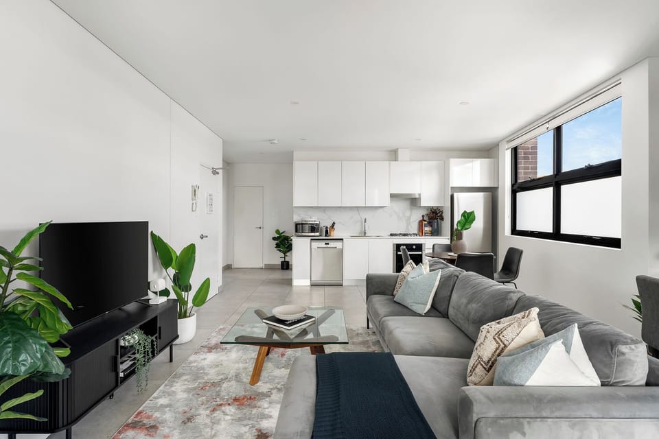 Apartment, 1 Bedroom | Iron/ironing board, WiFi (free)