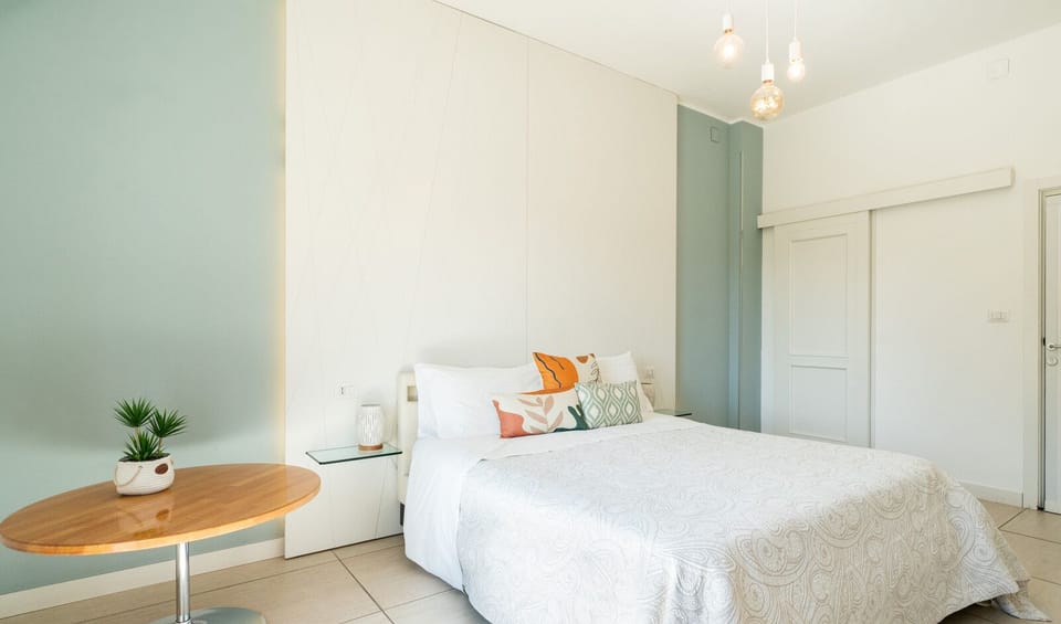 Double Room | Desk, soundproofing, iron/ironing board, free WiFi