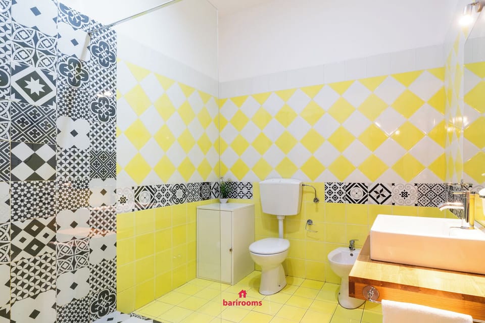 Triple Room | Bathroom | Shower, hair dryer, towels, soap