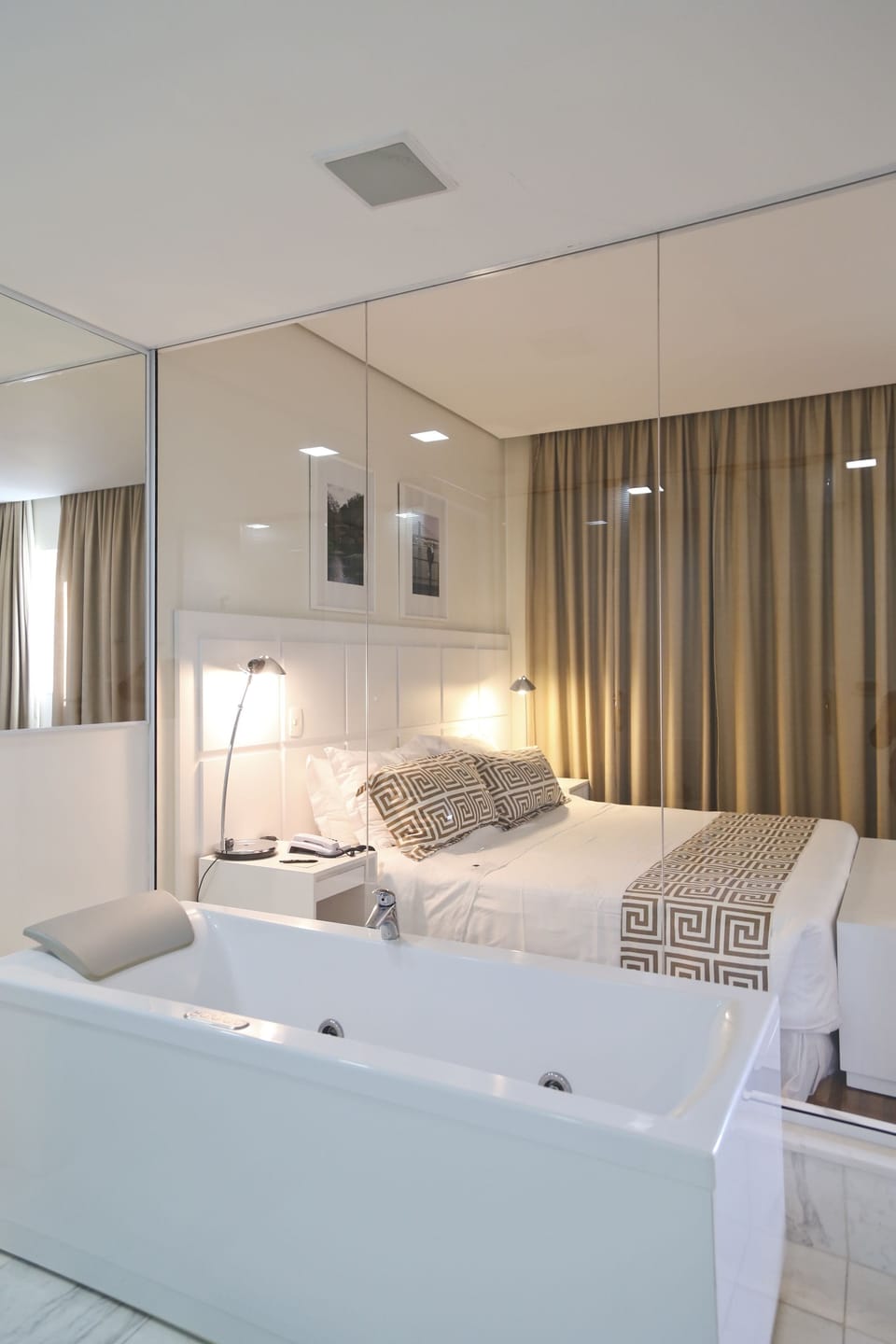 Grand Suite | Jetted tub