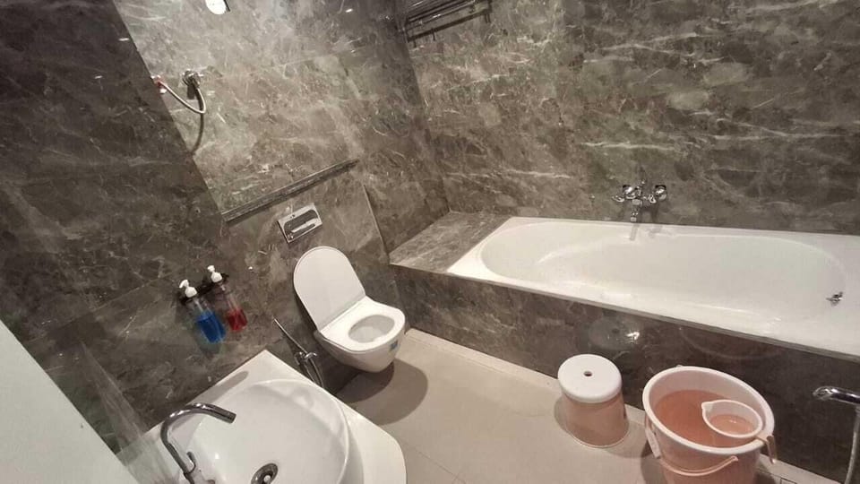 Shower, free toiletries, towels, soap