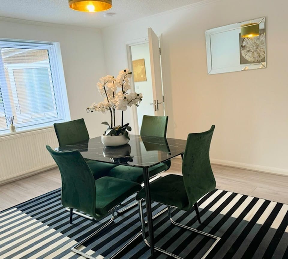 House | Dining