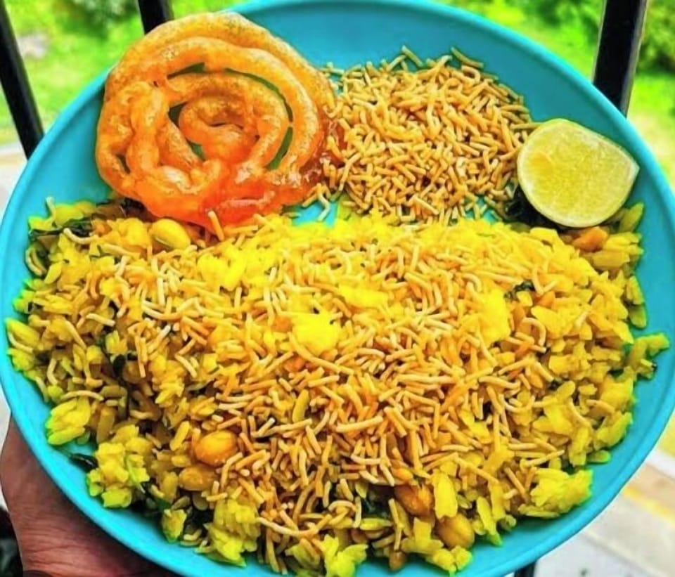 Daily local cuisine breakfast for a fee