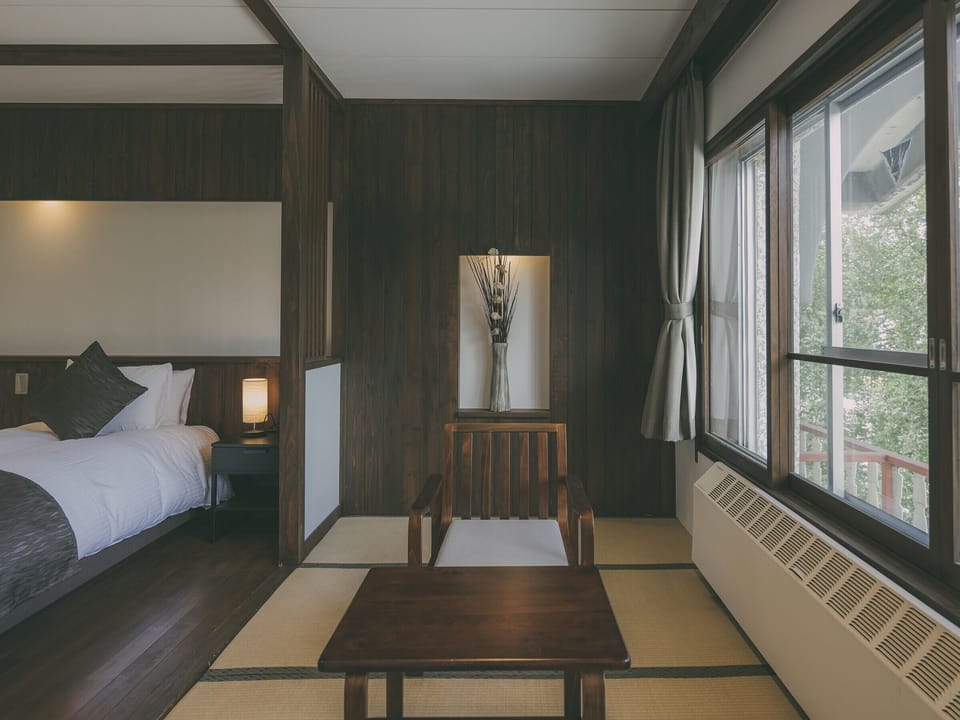 Japanese Modern Room with 2 single beds - Ski slopes View - Toilet only, Non Smoking | In-room safe, desk, bed sheets