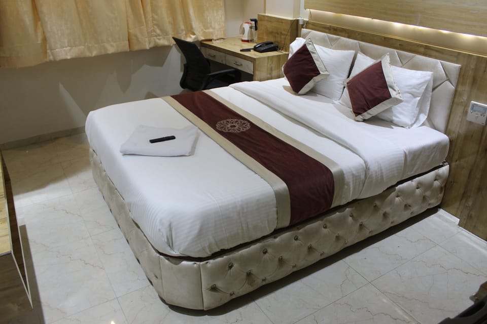 Deluxe Double Room | Free WiFi