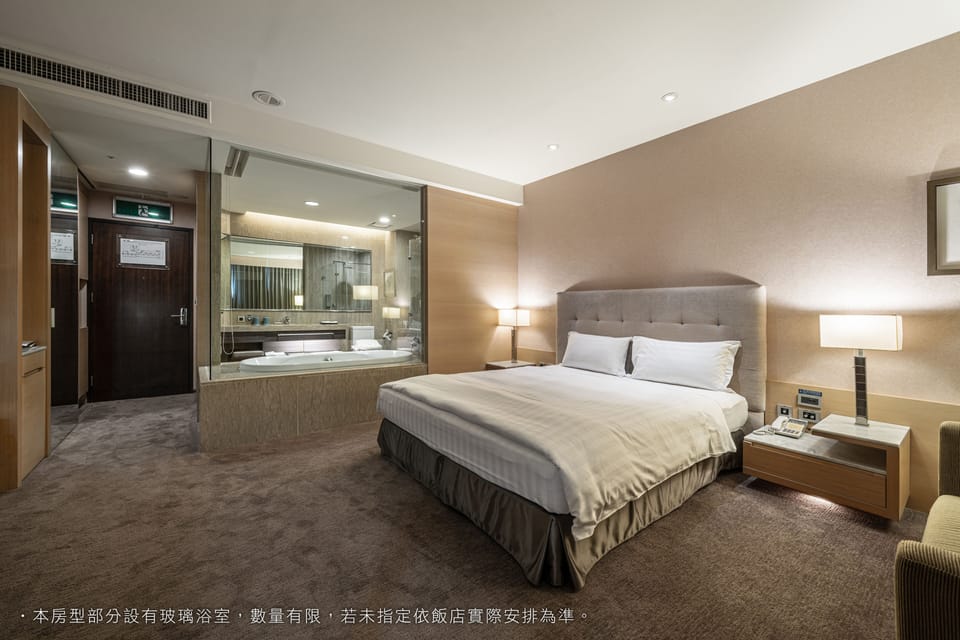 Superior Room, 1 King Bed | Premium bedding, down comforters, minibar, in-room safe
