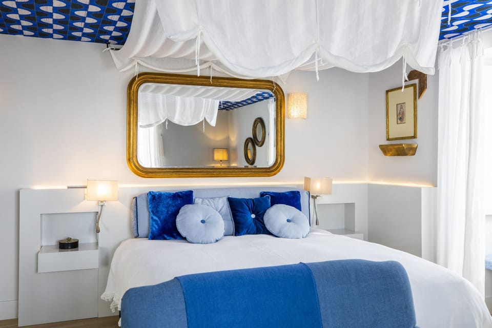 Chiado Rooftop Apartment by Cadenzalux Apartment in Lisbon
