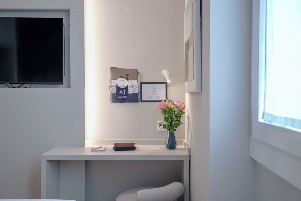 Minibar, in-room safe, desk, laptop workspace