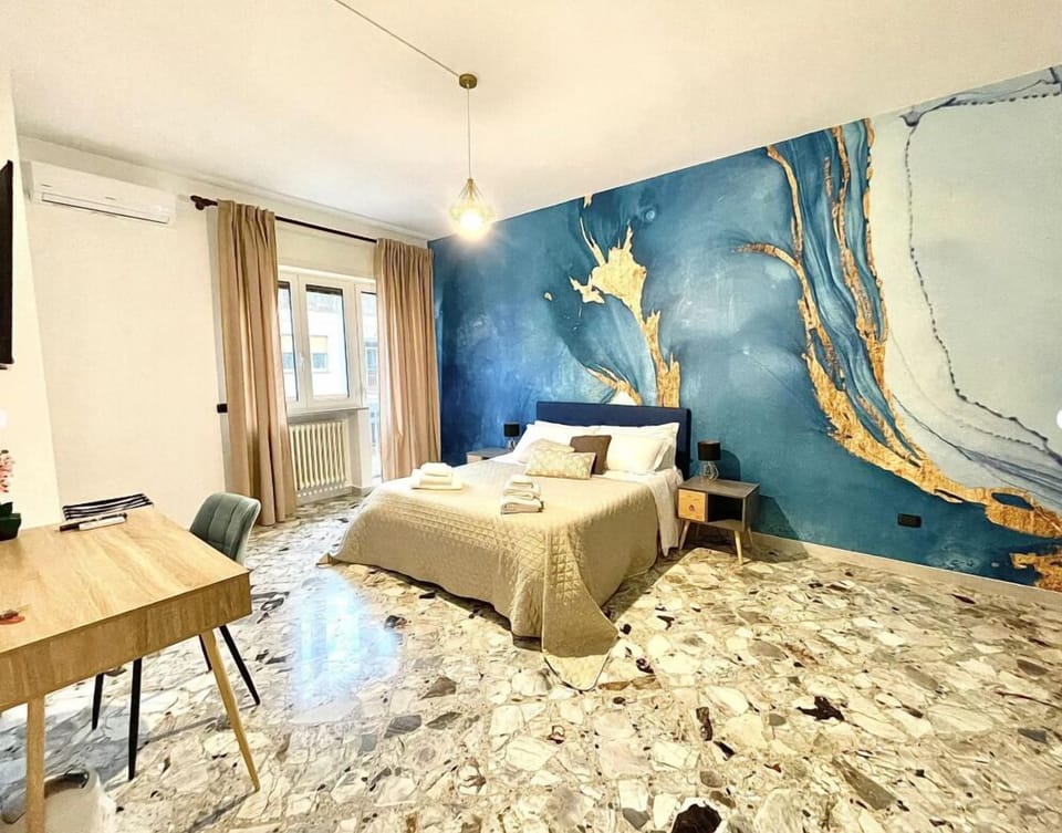Double Room | Soundproofing, iron/ironing board (on request), WiFi (free)