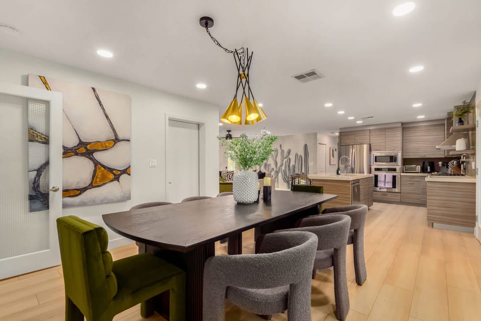 House | 4 bedrooms, high-speed internet