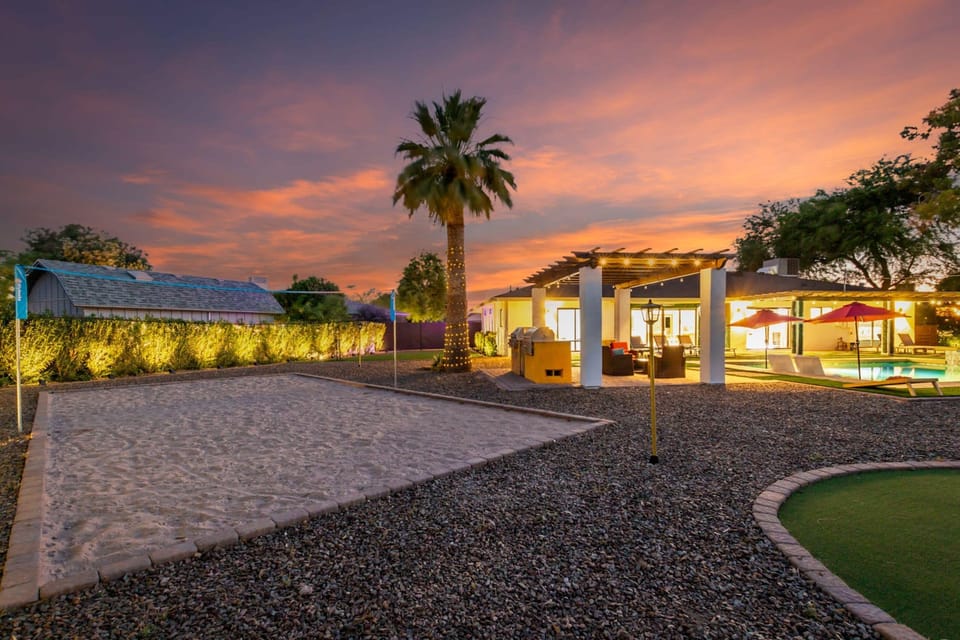 House | 4 bedrooms, high-speed internet