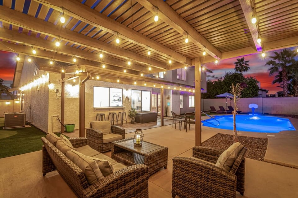 House | 4 bedrooms, desk, high-speed internet