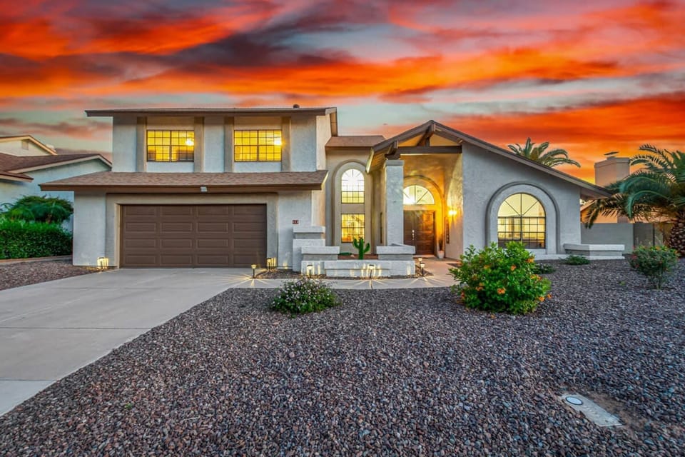 House | 4 bedrooms, desk, high-speed internet