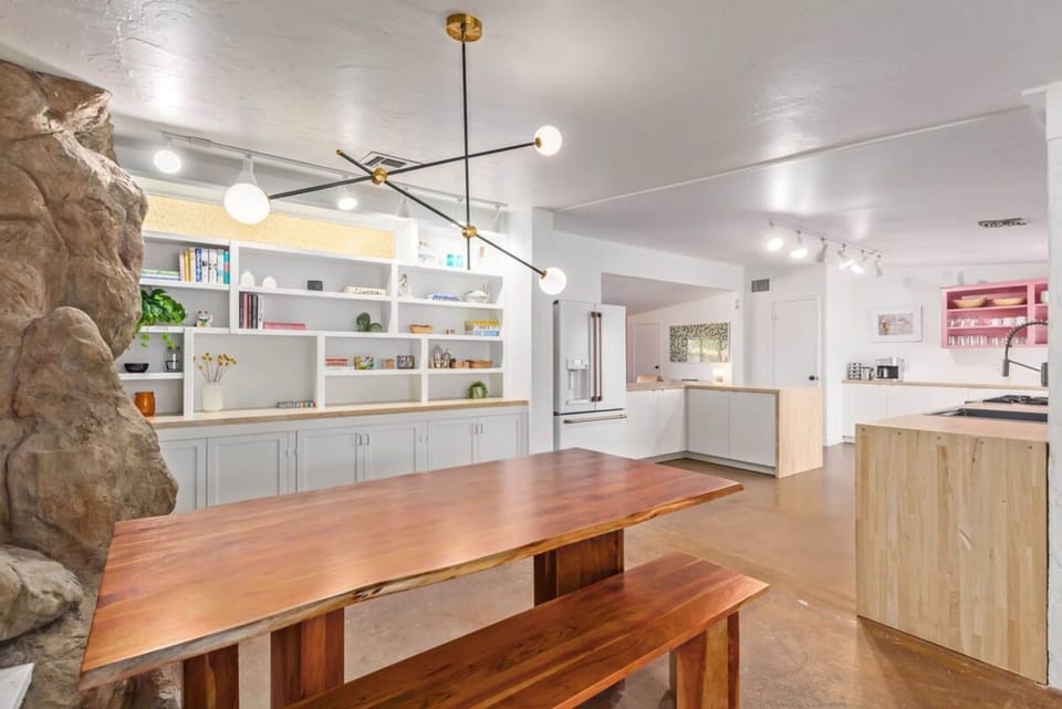 House | 3 bedrooms, high-speed internet