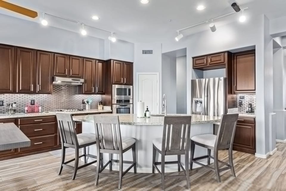 House | 4 bedrooms, high-speed internet
