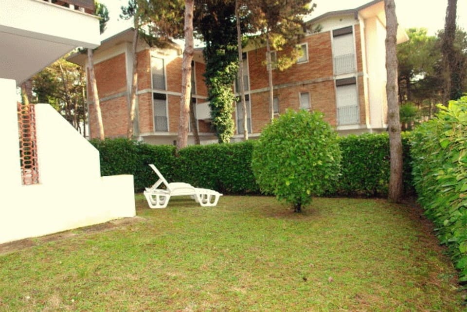 Villa, 3 Bedrooms, Balcony, Garden View | Garden