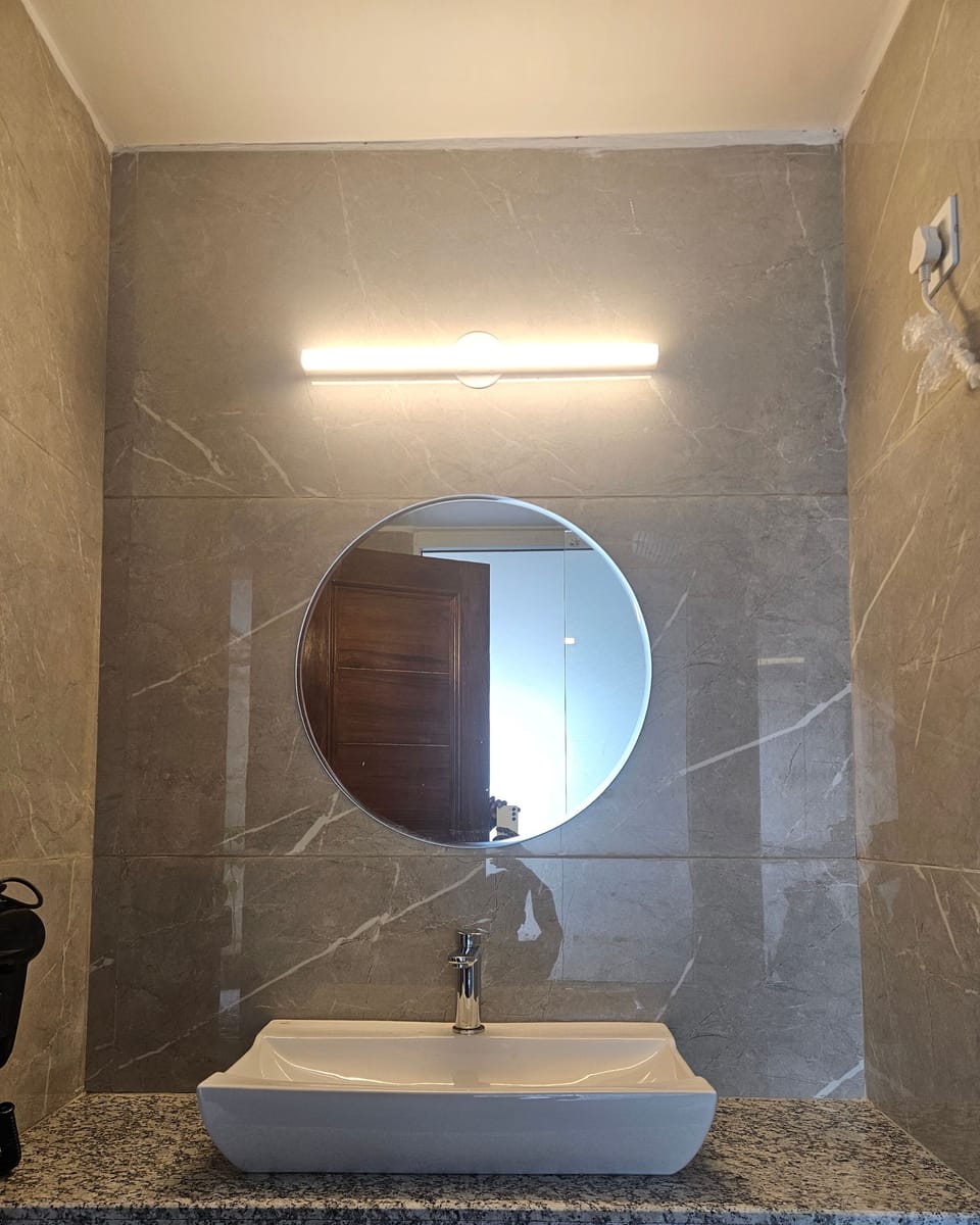 Premium Room, Balcony | Bathroom | Combined shower/tub, free toiletries, hair dryer, slippers