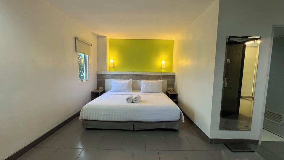 Deluxe Double Room | Premium bedding, in-room safe, desk, soundproofing