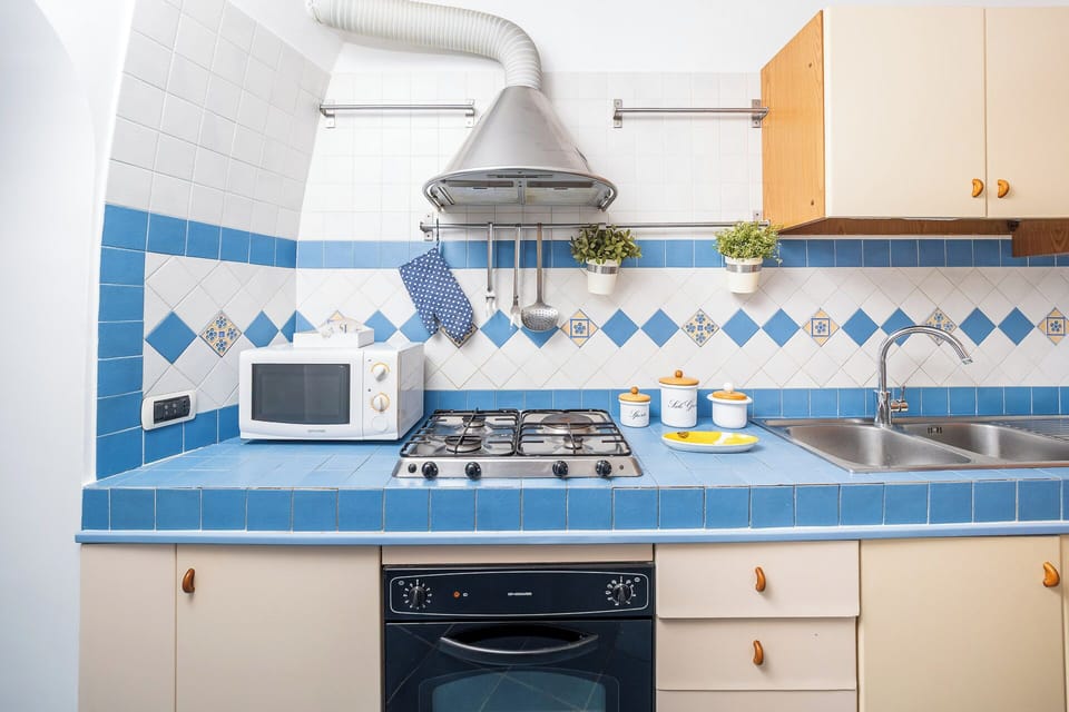 Comfort Apartment, Mountain View | Private kitchen | Espresso maker, electric kettle