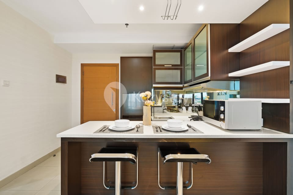 Apartment, 2 Bedrooms, City View | Dining room