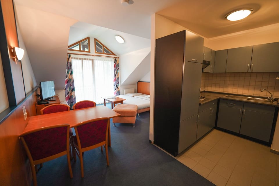In-room safe, desk, laptop workspace, blackout drapes