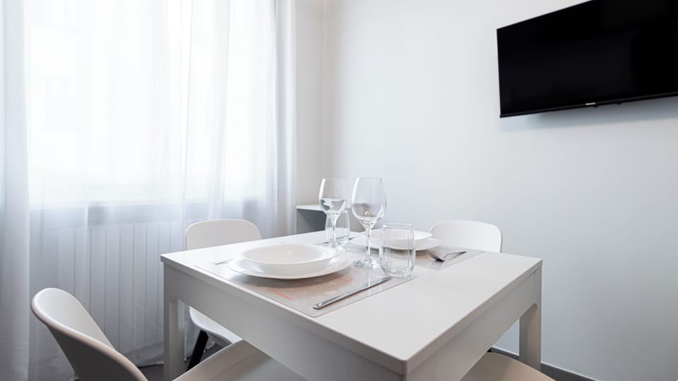 Apartment (1 Bedroom) | Interior