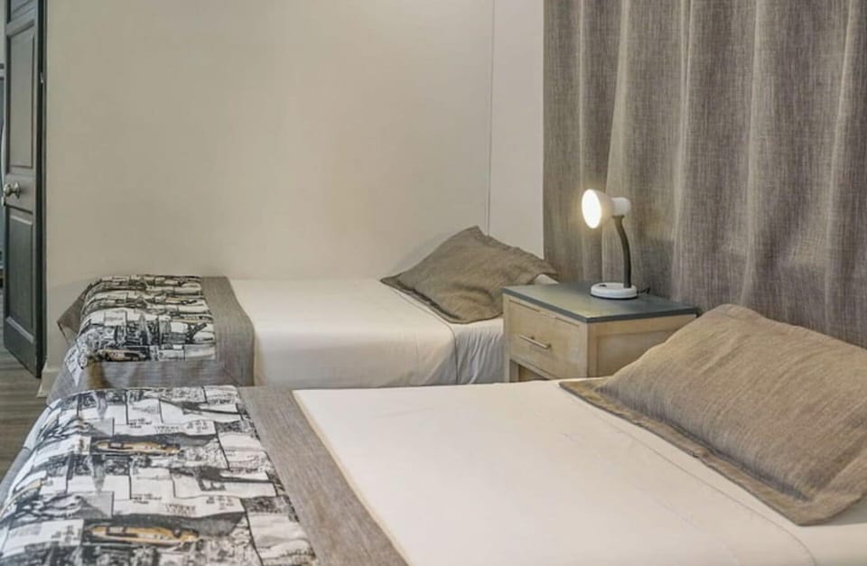 Standard Twin Room | Free WiFi