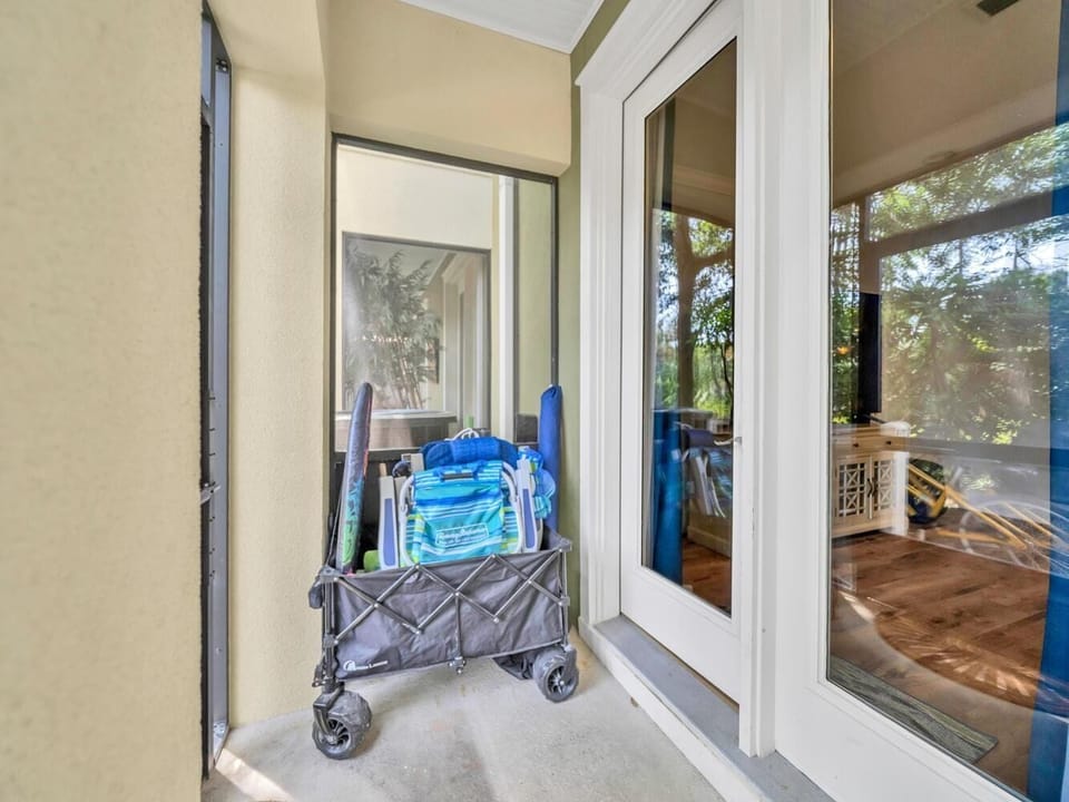 Townhome, Multiple Beds (Gulf Place Courtyard 73) | Interior