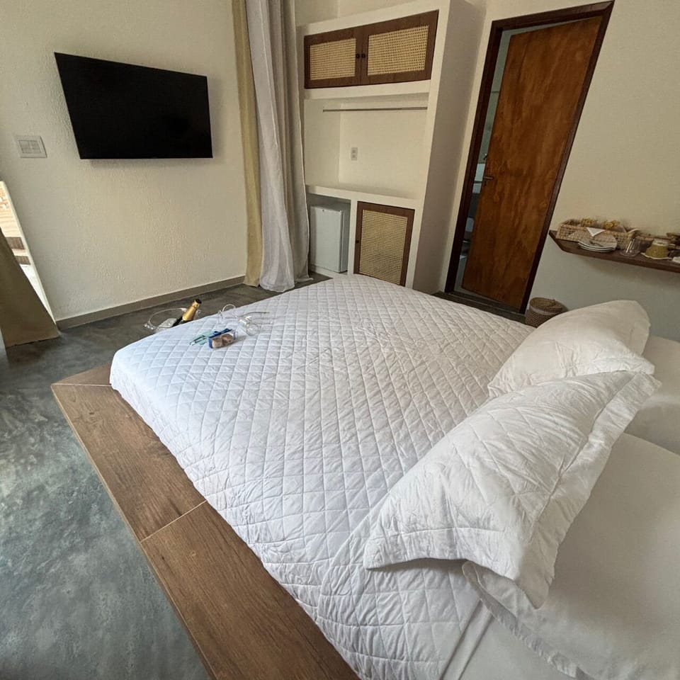 In-room safe, desk, laptop workspace, WiFi (free)