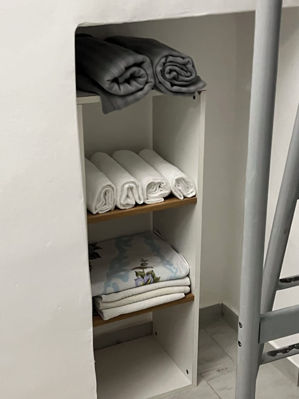 Family Studio, Private Bathroom | Capsule