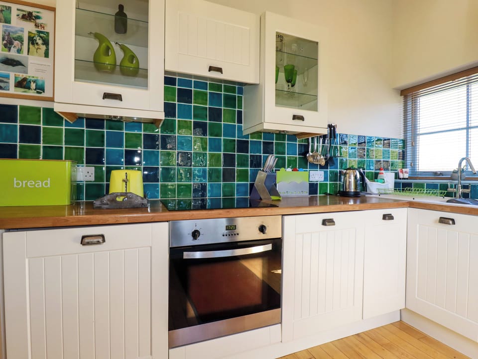 Fridge, microwave, dishwasher, toaster