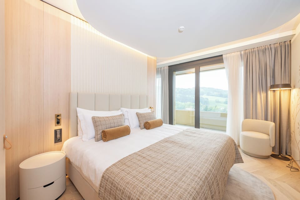Luxury Suite, Balcony | In-room safe, desk, blackout drapes, soundproofing