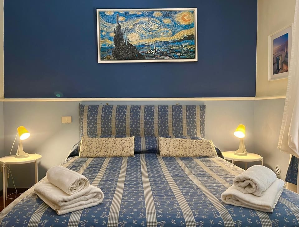 Standard Double Room | Free WiFi