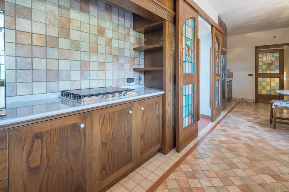 Deluxe Villa, Patio, Hill View | Private kitchen | Fridge, microwave, oven, stovetop