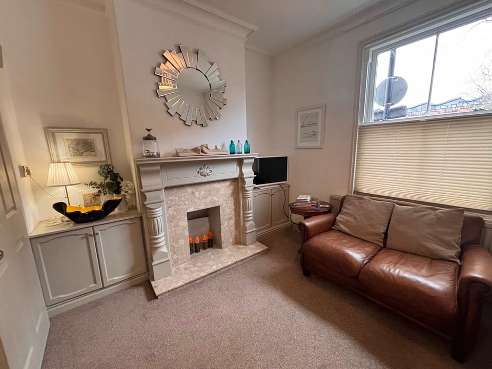 Apartment | 2 bedrooms, desk, Internet
