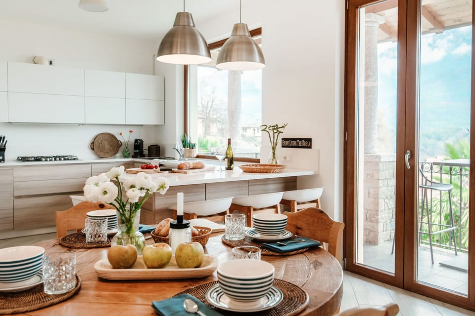 Villa | Private kitchen | Full-size fridge, microwave, oven, stovetop