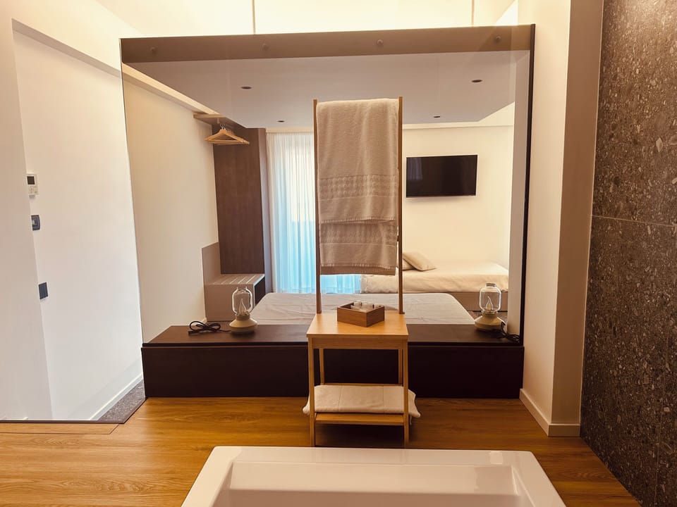 Standard Triple Room, Balcony, Marina View | Bathroom | Separate tub and shower, hair dryer, bidet, towels