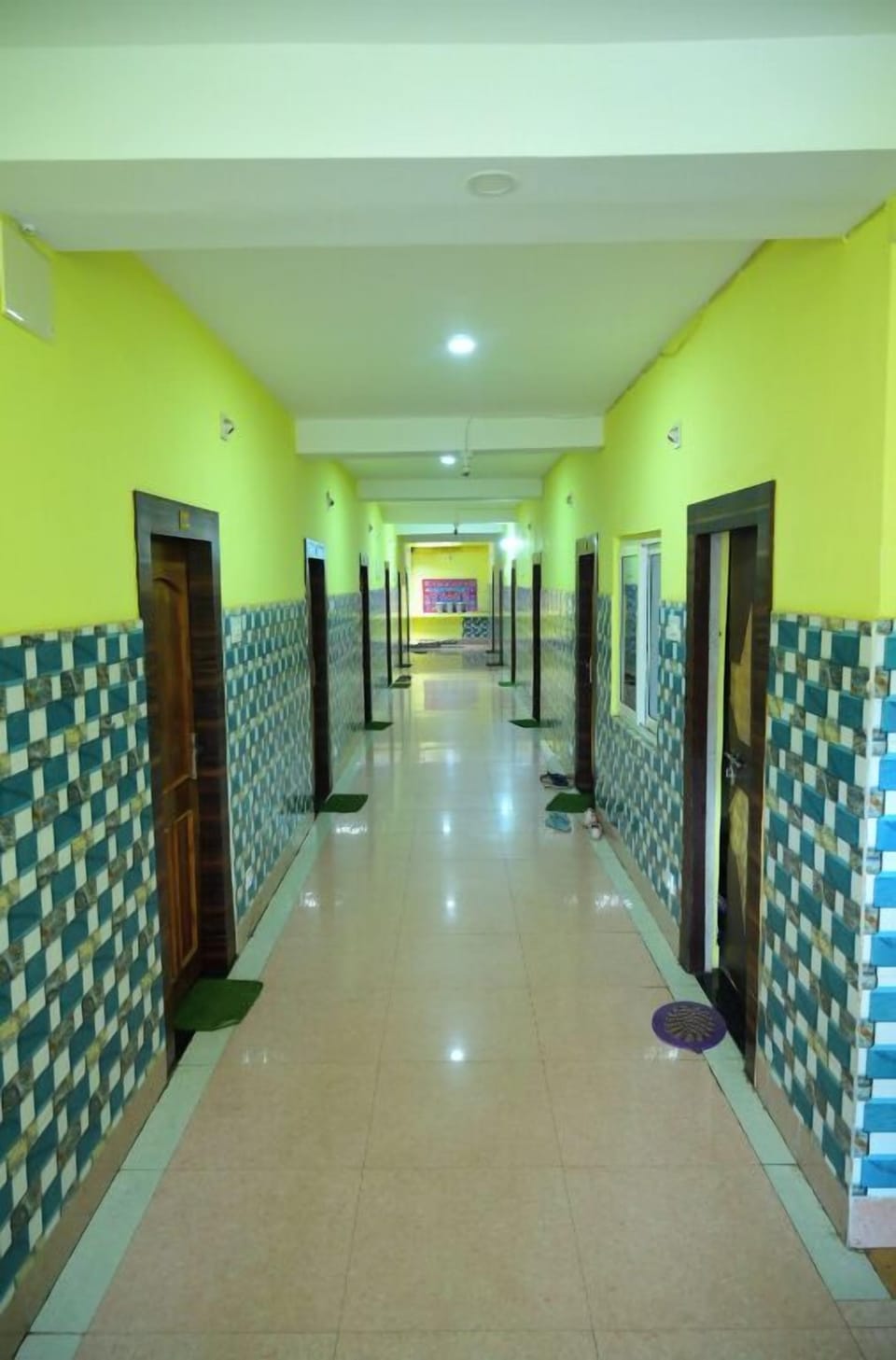 DhamStay Hotel Sashi Near Temple Puri Hotel in Puri