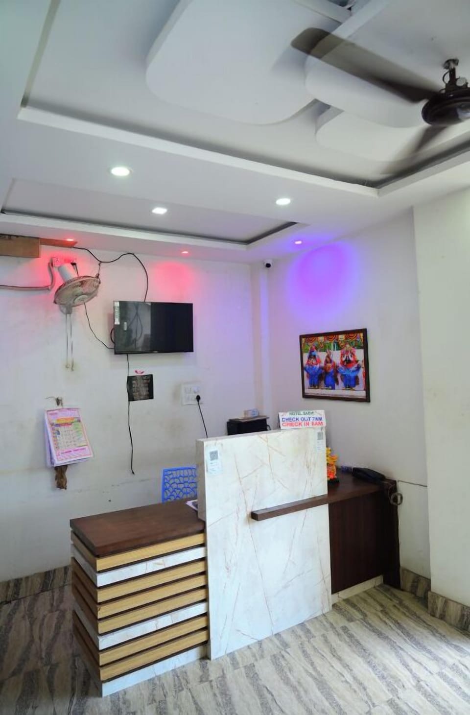 DhamStay Hotel Sashi Near Temple Puri Hotel in Puri