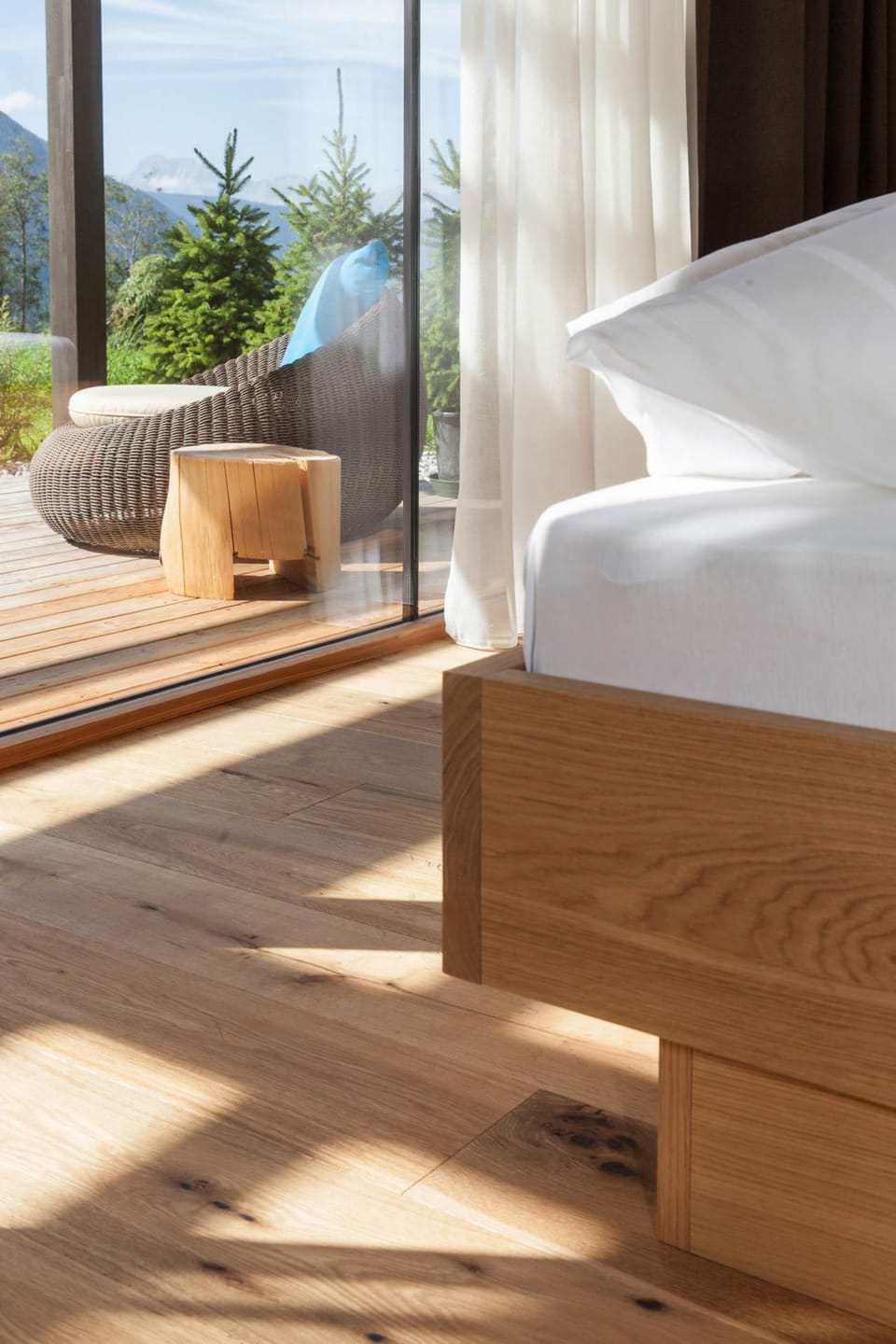 Suite | Premium bedding, in-room safe, desk, soundproofing