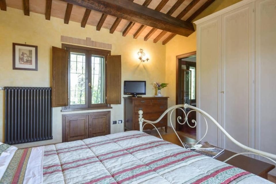 Premium Double or Twin Room, 2 Bedrooms | Down comforters, minibar, blackout drapes, soundproofing