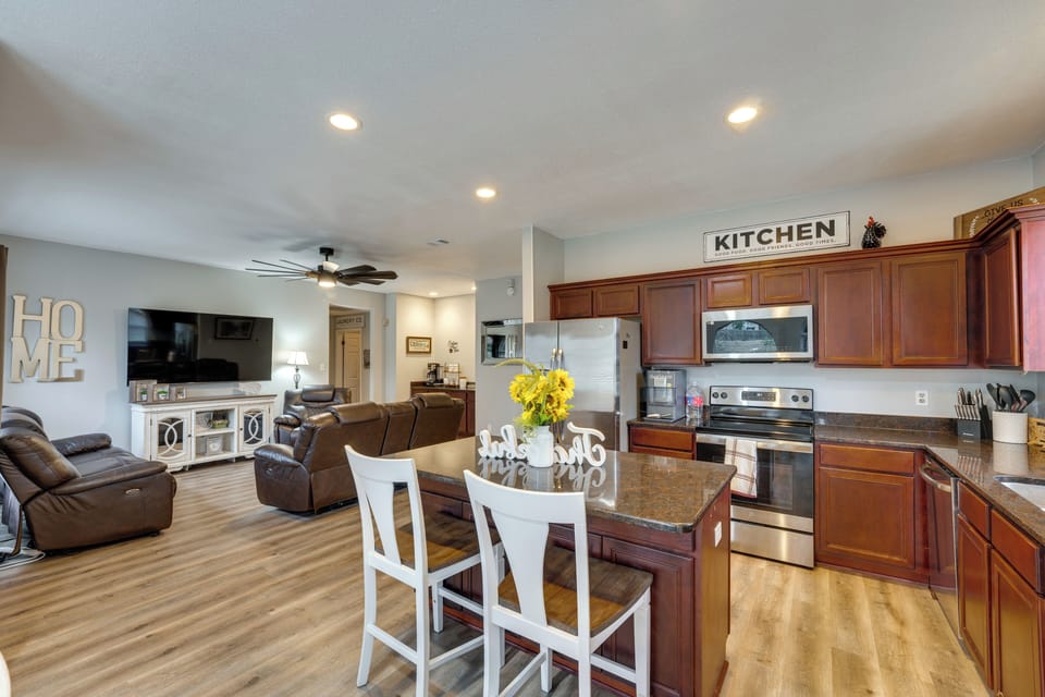 House (4 Bedrooms) | Interior