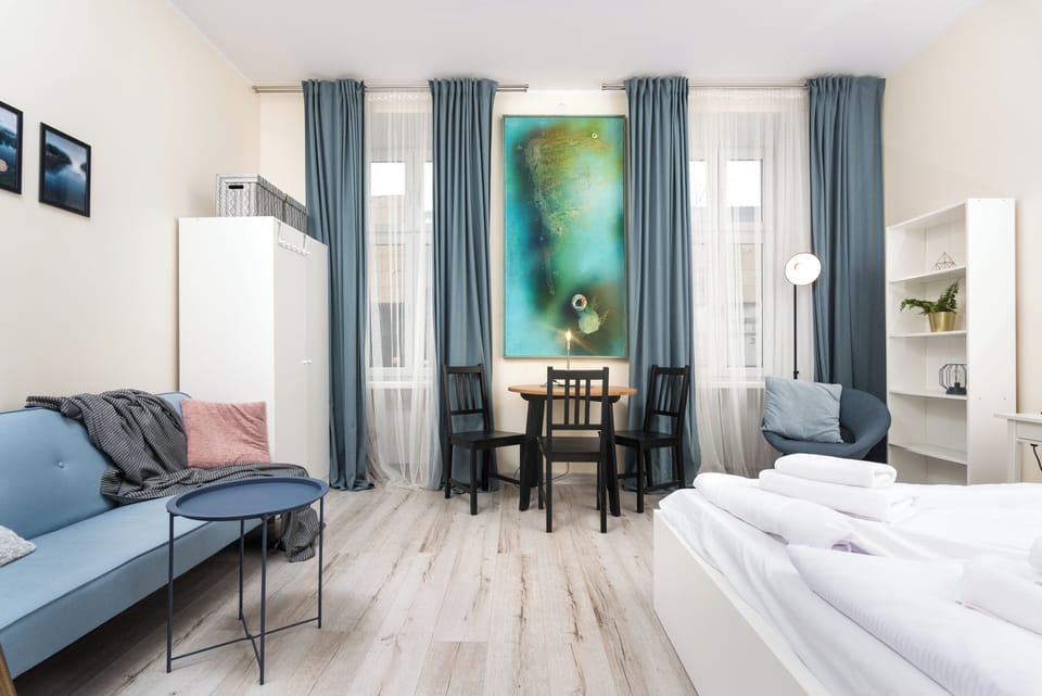 Standard Studio Suite | Iron/ironing board, free WiFi