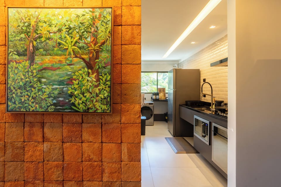 Apartment | Private kitchen | Microwave, oven, cookware/dishes/utensils